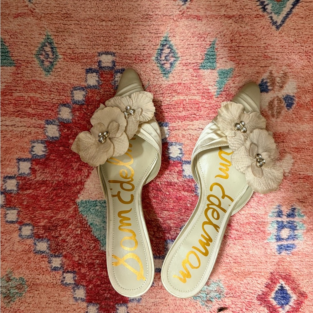 Sam Edelman cream satin kitten heels